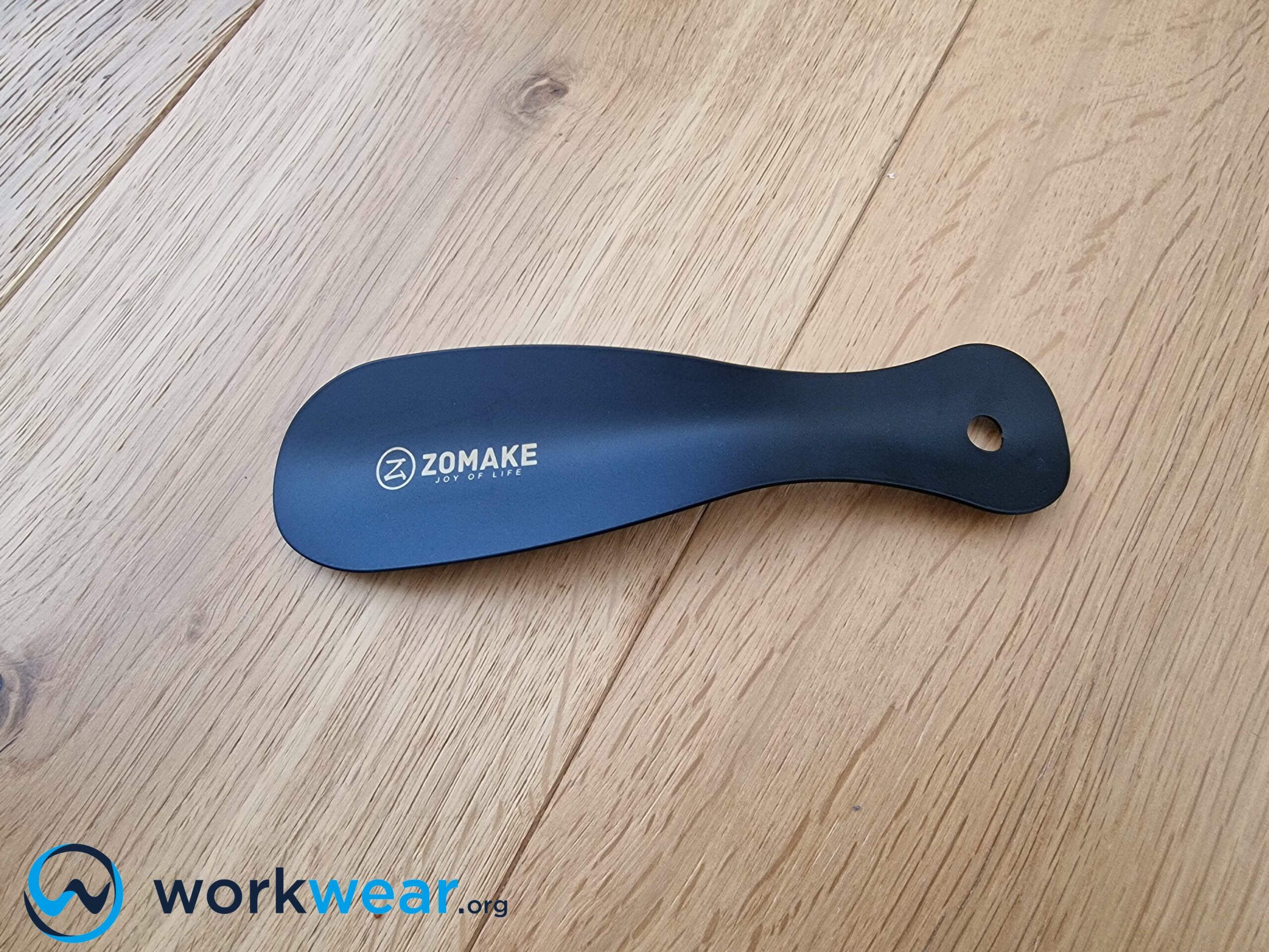 What is a Shoehorn Uses & Advantages (And how to use one!)